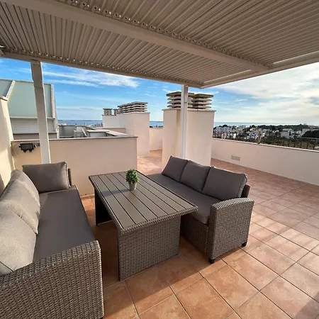 Golden 308 Apartment *
